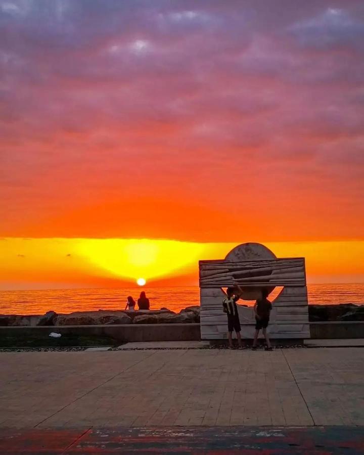 Superior Apartments Orbi City Sea View Batumi Esterno foto